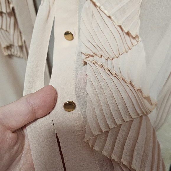 Zara ruffled shirt blouse front tie - Picture 3 of 4